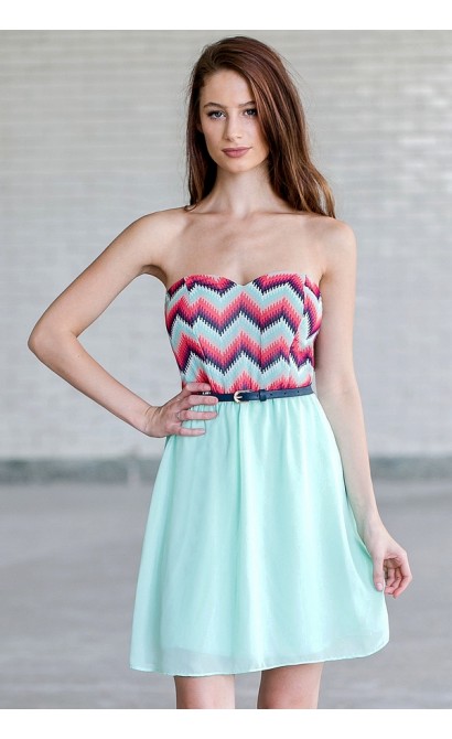 Pixelated Waves Belted Mint Strapless Dress
