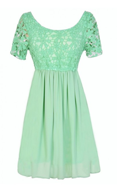 Flower Web Crochet Lace Dress in Mint