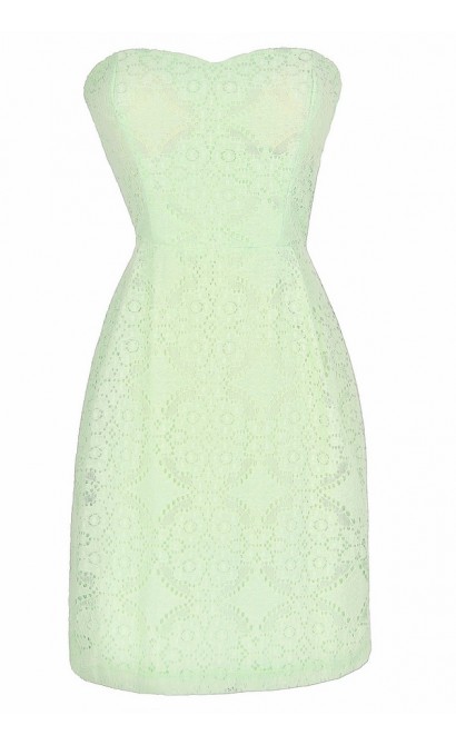 Graceful Lace Strapless Dress in Mint