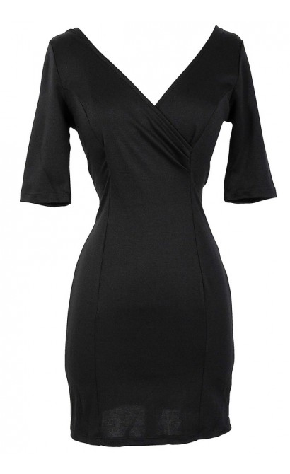 Crossover Fitted Dress With Exposed Zipper in Black