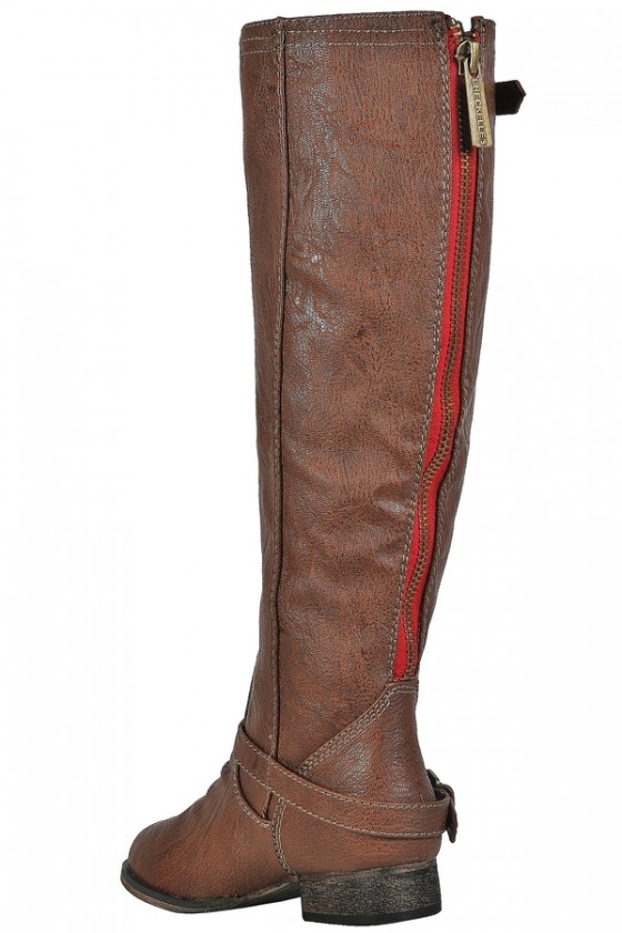 Riding boots with red zipper in back hotsell