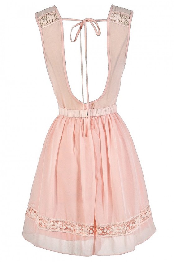 Bow Your Own Way Chiffon Dress in Pale Pink Bow Your Own Way Chiffon Dress in Pale Pink
