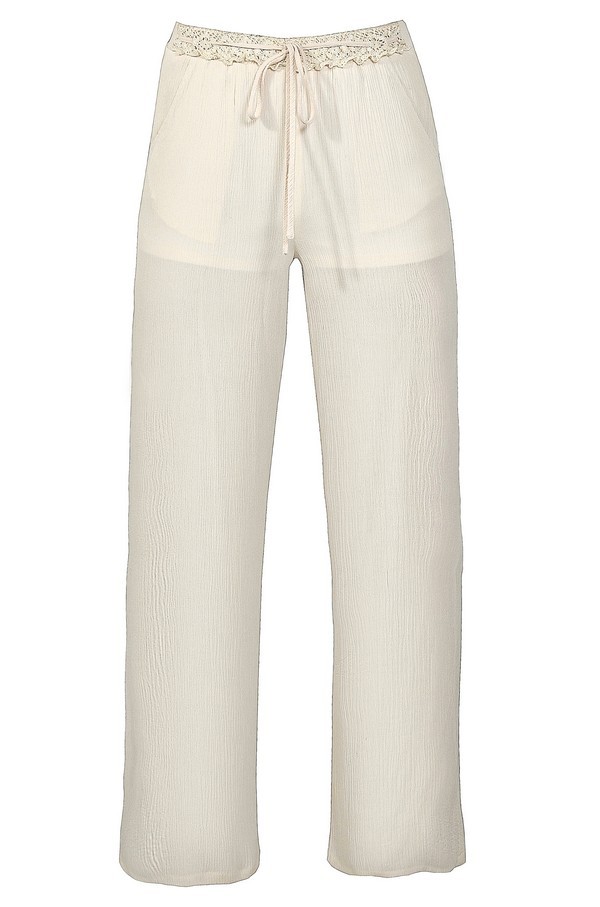 Wide leg pants in beige - OUTFITBOOK