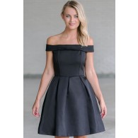 Vintage Elegance Off-Shoulder Dress in Black